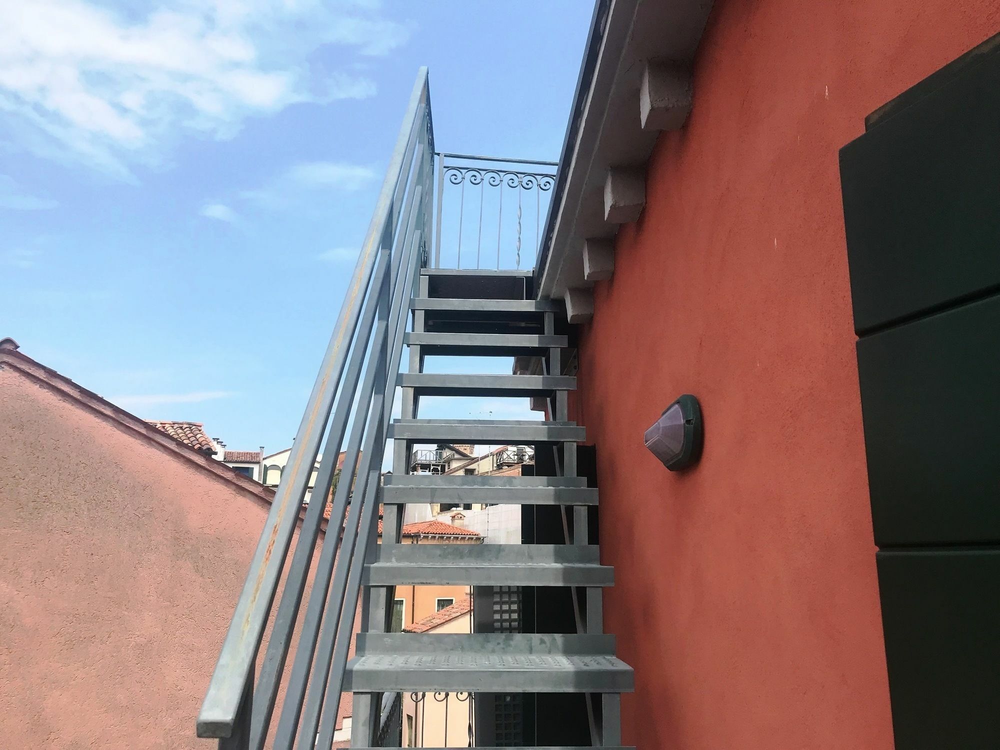 Modern Apartment Venice With Terrace Екстериор снимка