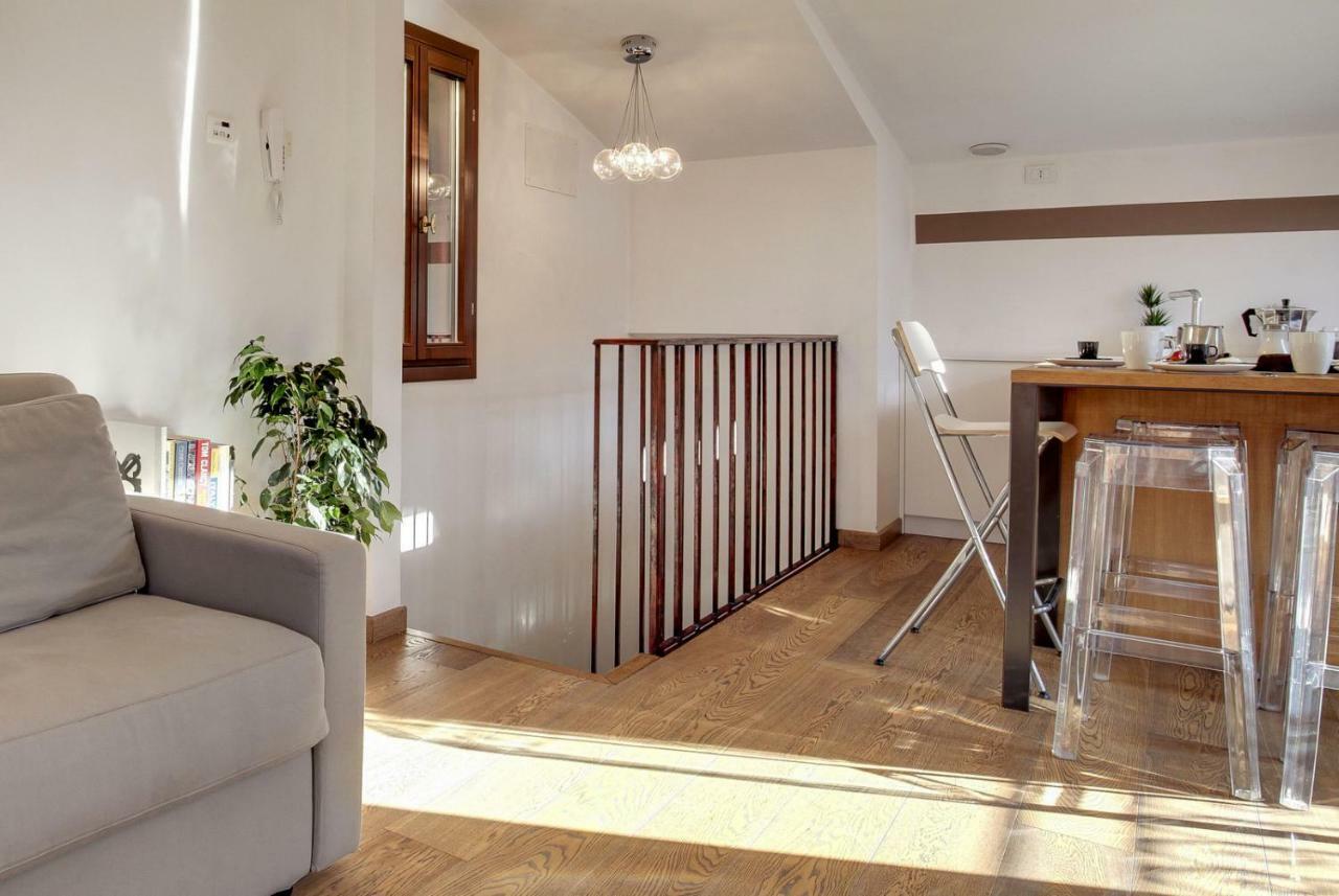 Modern Apartment Venice With Terrace Екстериор снимка