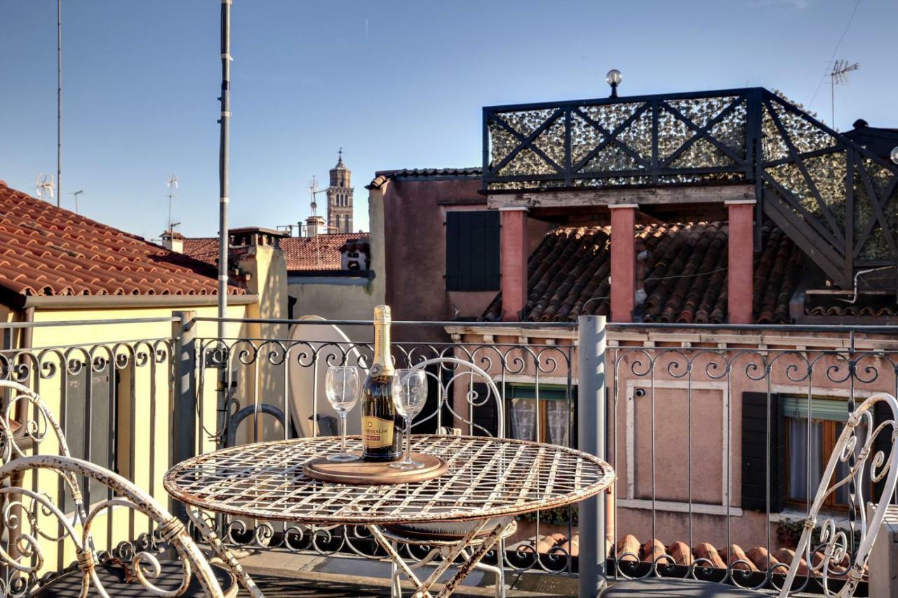 Modern Apartment Venice With Terrace Екстериор снимка