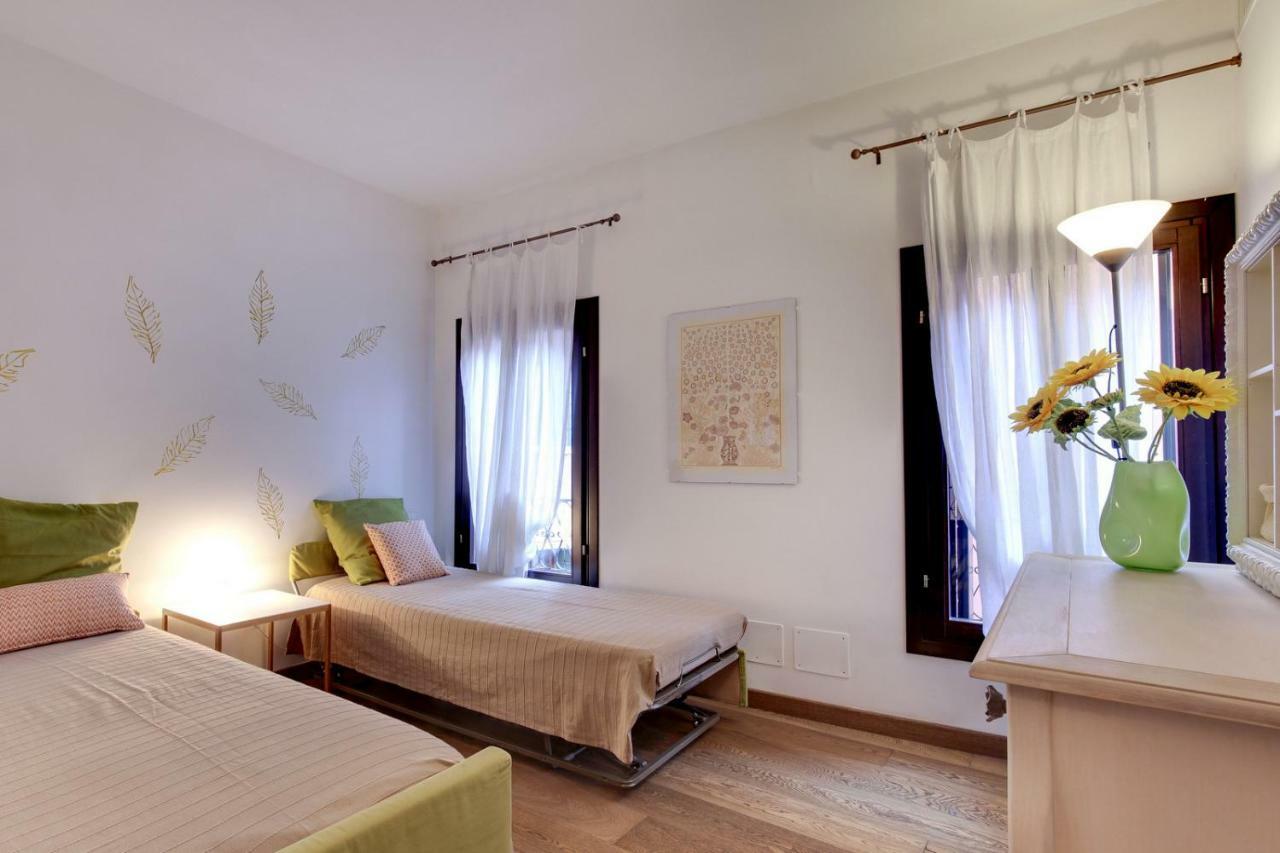 Modern Apartment Venice With Terrace Екстериор снимка