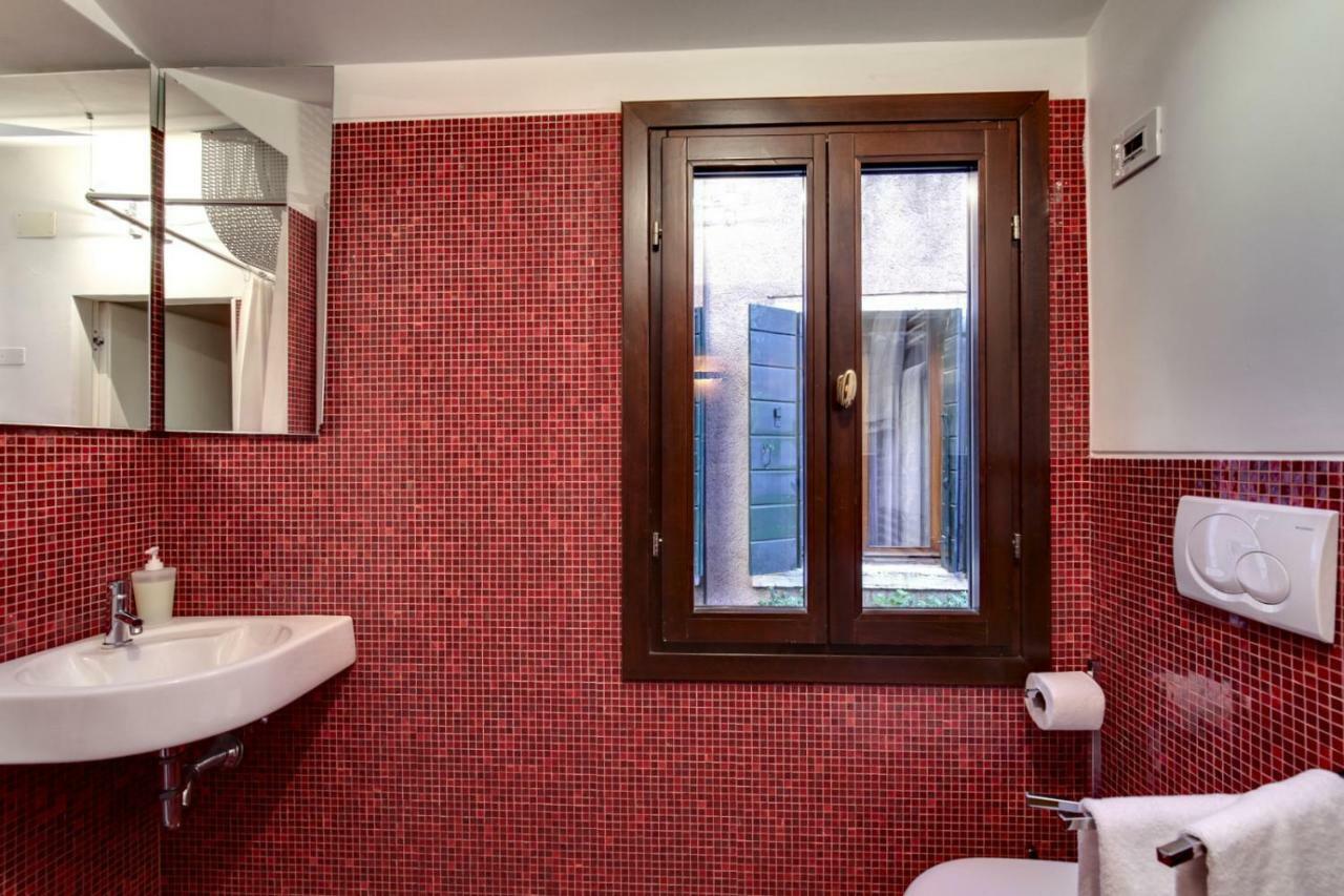 Modern Apartment Venice With Terrace Екстериор снимка